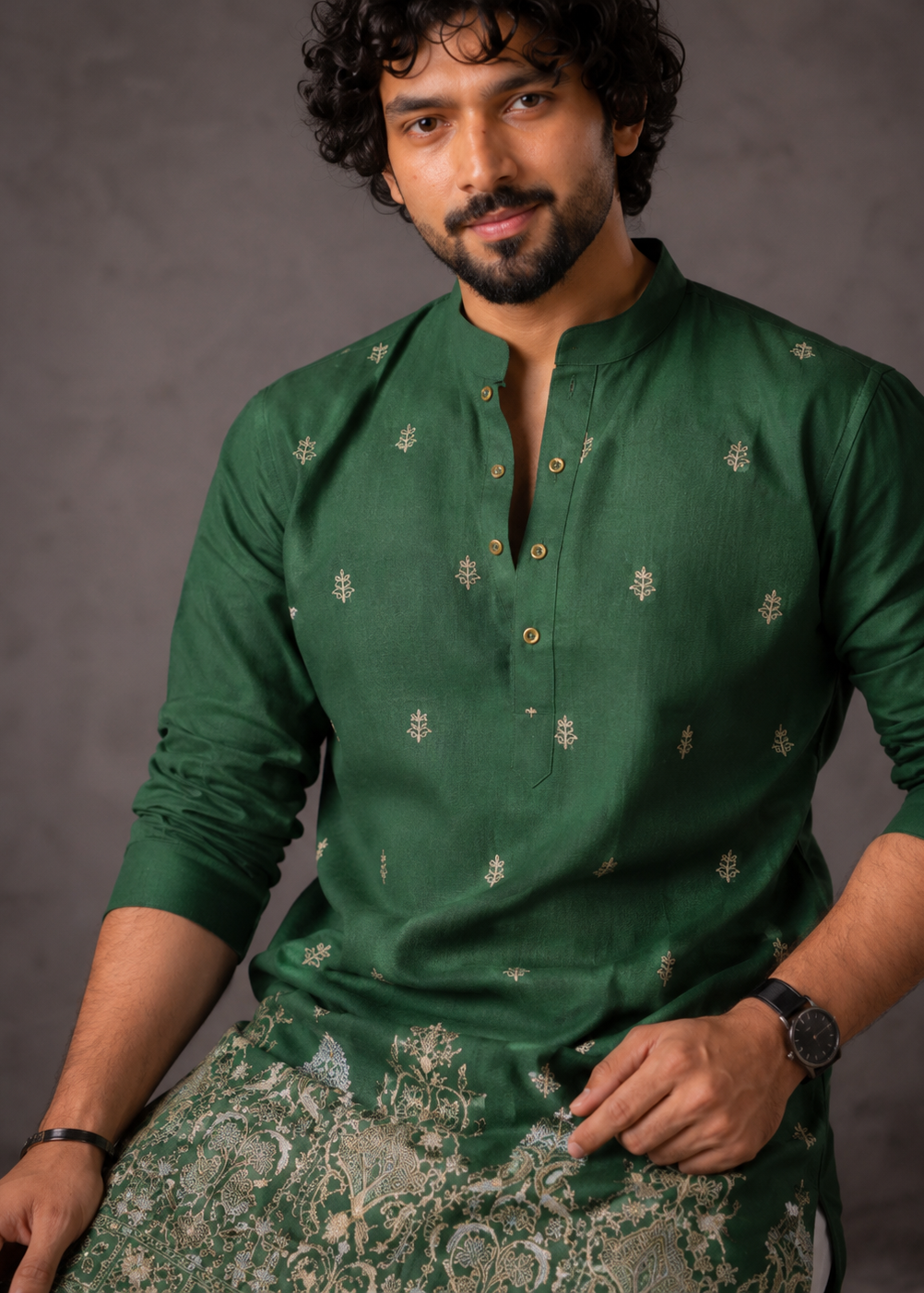 Heritage Green Ethnic Kurta Trouser with Intricate Embroidery